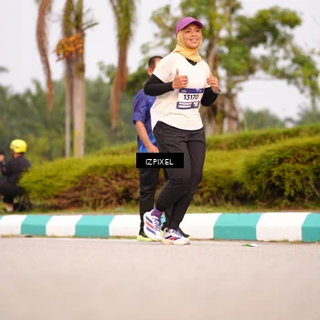 Runner Photo 7530238