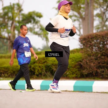 Runner Photo 7530246