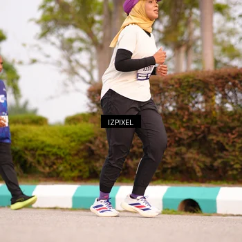 Runner Photo 7530247