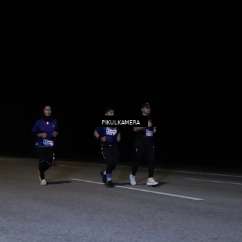 Runner Photo 7530304