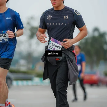Runner Photo 7530312