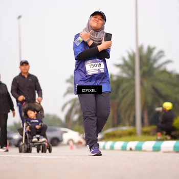 Runner Photo 7530314