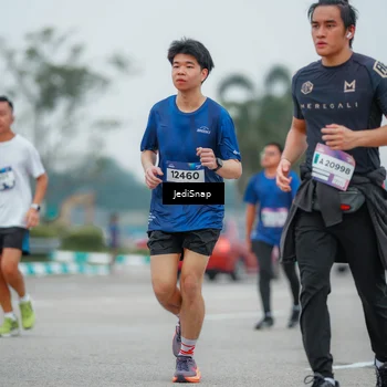 Runner Photo 7530329