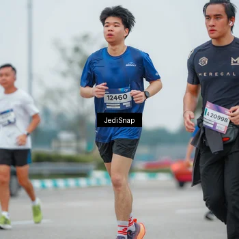 Runner Photo 7530336