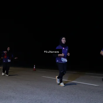 Runner Photo 7530344