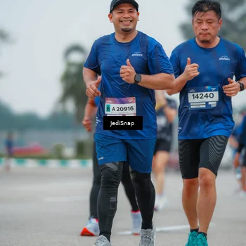 Runner Photo 7530382