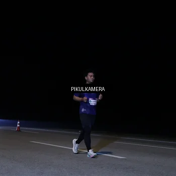 Runner Photo 7530389