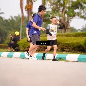 Runner Photo 7530404