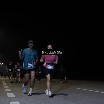 Runner Photo 7530410