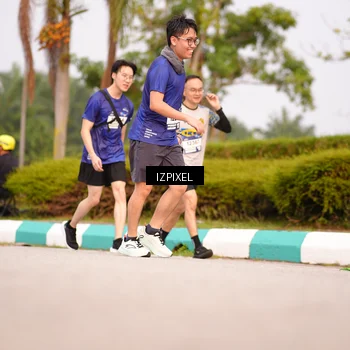 Runner Photo 7530419