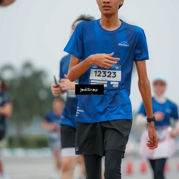Runner Photo 7530466