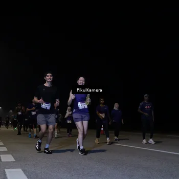 Runner Photo 7530468