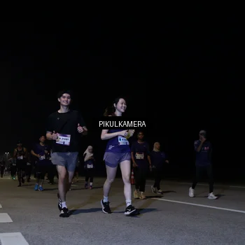 Runner Photo 7530474