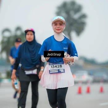 Runner Photo 7530484