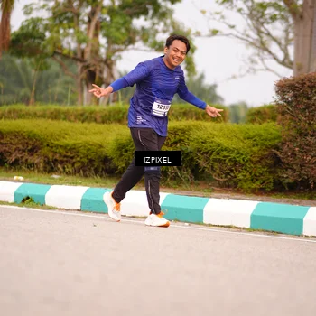 Runner Photo 7530498