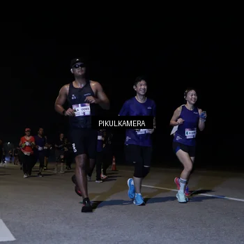 Runner Photo 7530506