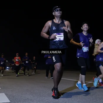 Runner Photo 7530509