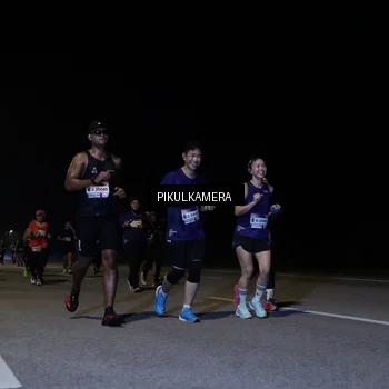 Runner Photo 7530513
