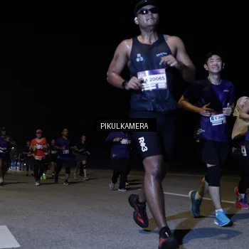 Runner Photo 7530514