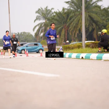 Runner Photo 7530517
