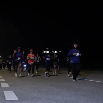 Runner Photo 7530524