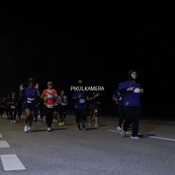 Runner Photo 7530543