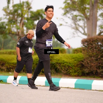 Runner Photo 7530570