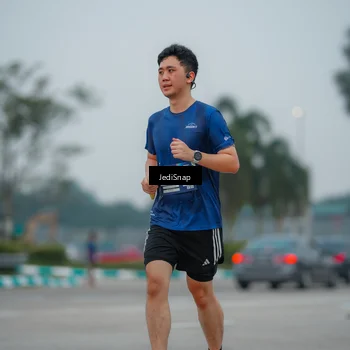 Runner Photo 7530573