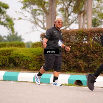 Runner Photo 7530581