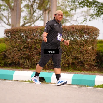 Runner Photo 7530593