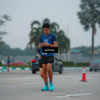 Runner Photo 7530596