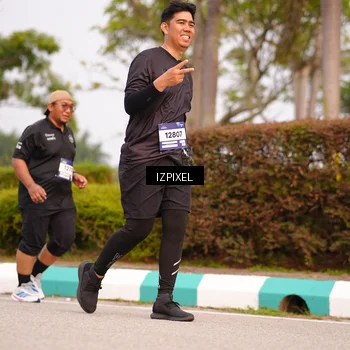 Runner Photo 7530600