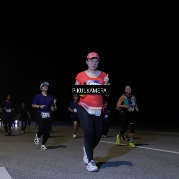 Runner Photo 7530601