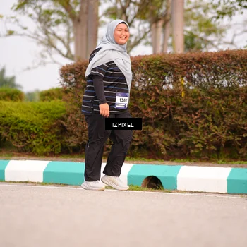 Runner Photo 7530604
