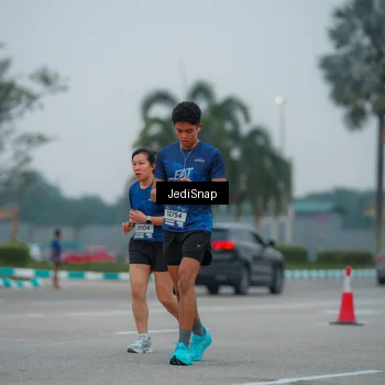 Runner Photo 7530606