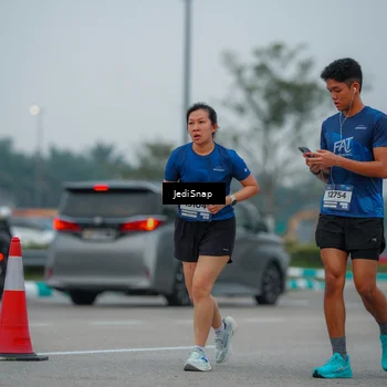 Runner Photo 7530621