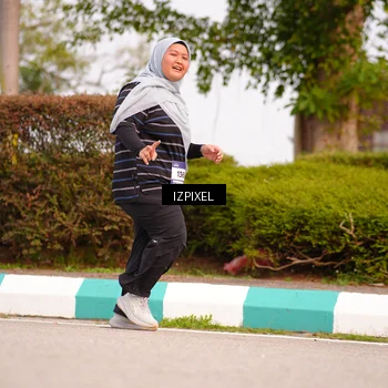 Runner Photo 7530628