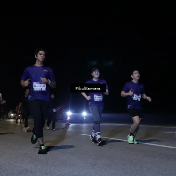 Runner Photo 7530646