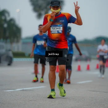 Runner Photo 7530648