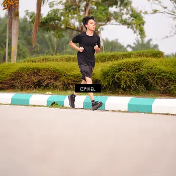 Runner Photo 7530655