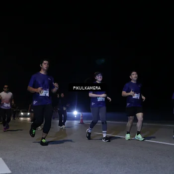 Runner Photo 7530660