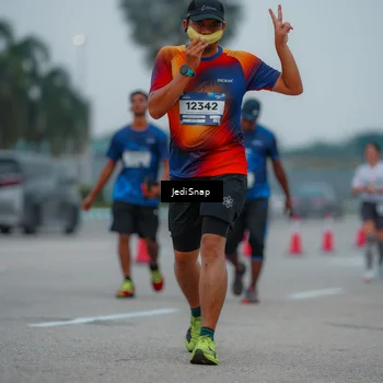 Runner Photo 7530662