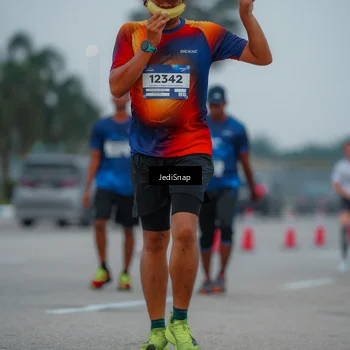 Runner Photo 7530663