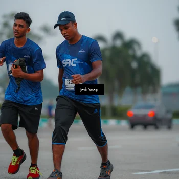 Runner Photo 7530692