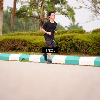 Runner Photo 7530699