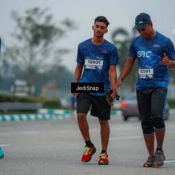 Runner Photo 7530702