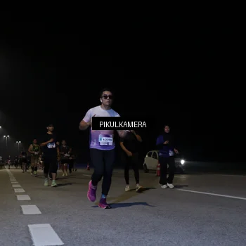 Runner Photo 7530707