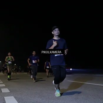Runner Photo 7530756