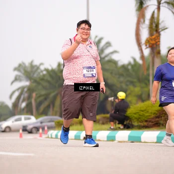 Runner Photo 7530800