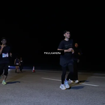 Runner Photo 7530802